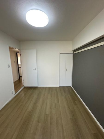 【寝室】 | 香里ヶ丘グランドハイツ