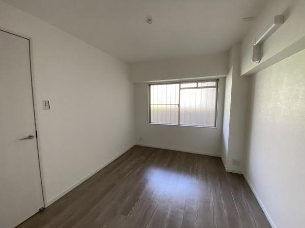 【洋室】 | メゾン舞子ショア―