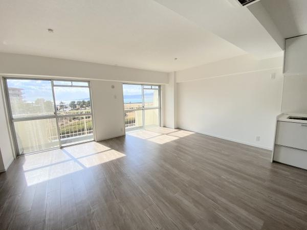 【居間・リビング】 | メゾン舞子ショア―