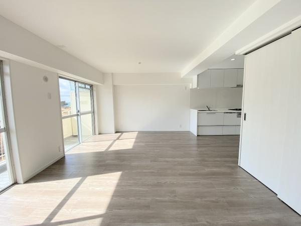 【居間・リビング】 | メゾン舞子ショア―