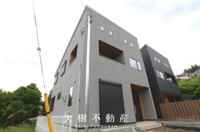 【外観】 | 座間市入谷東4丁目　新築戸建て　全２棟【仲介手数料無料】 | 建物完成しました！！内見可能です♪