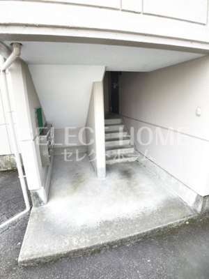 【エントランス】 | レジデンス牧野 | エントランスです