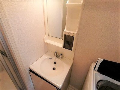 【内装】 | レオパレスＮＡＫＡＪＩＭＡ | 明るい室内です