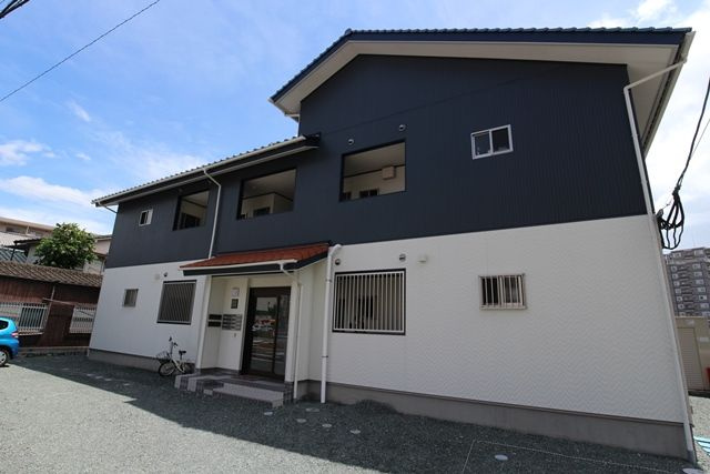 LE CIELのエントランス|綺麗なエントランスです♪