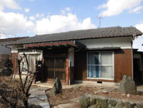 西条市氷見丙の外観