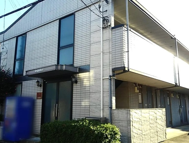 レオパレスグランドゥールＢの外観