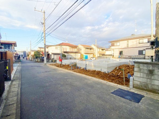 【前面道路含む現地写真】