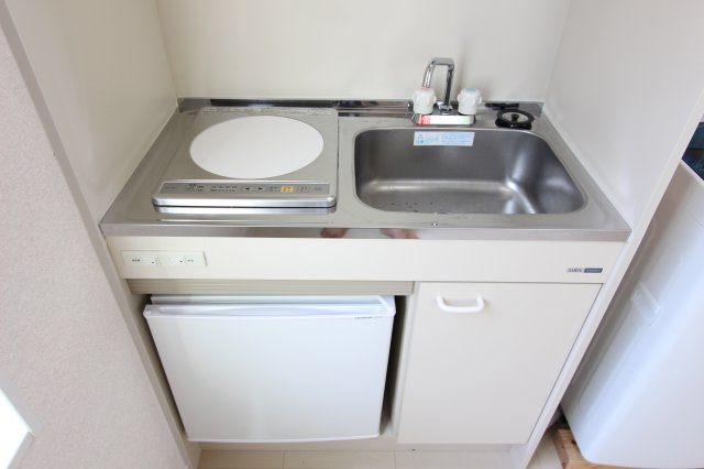 東逸見エキュール・ポアロのキッチン|同物件の参考写真です。