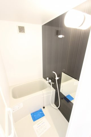 東逸見エキュール・ポアロの浴室|同物件の参考写真です。