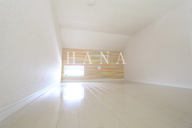 東逸見エキュール・ポアロの寝室