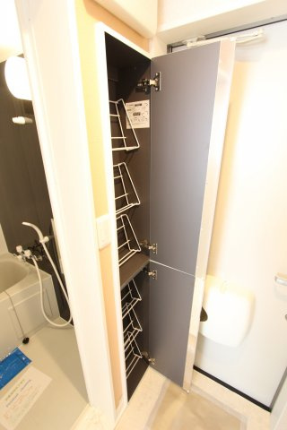 東逸見エキュール・ポアロの収納|同物件の参考写真です。