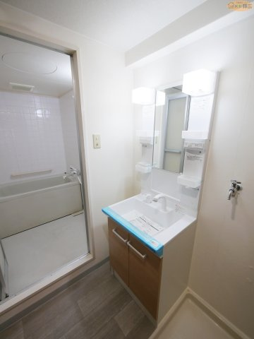 【独立洗面台】 | プレステージ明石大久保Ⅴ　5階