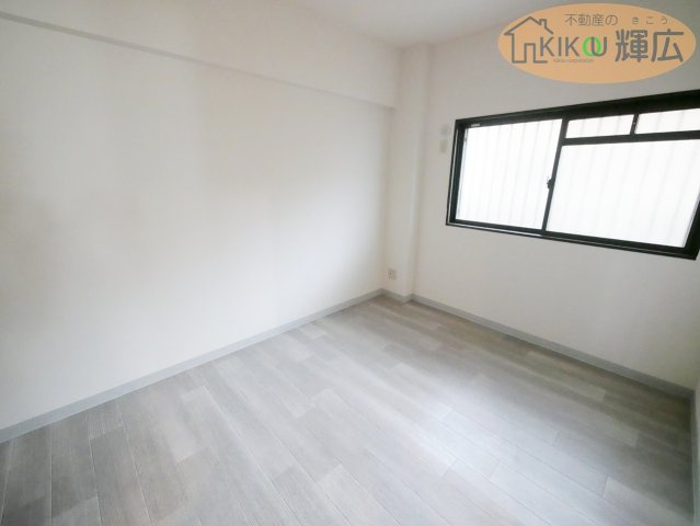 【洋室】 | プレステージ明石大久保Ⅴ　5階