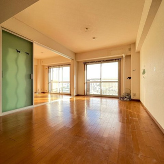 【居間・リビング】 | 千里ロイヤルマンション | リビングダイニング