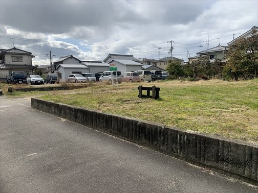 小川土地の外観