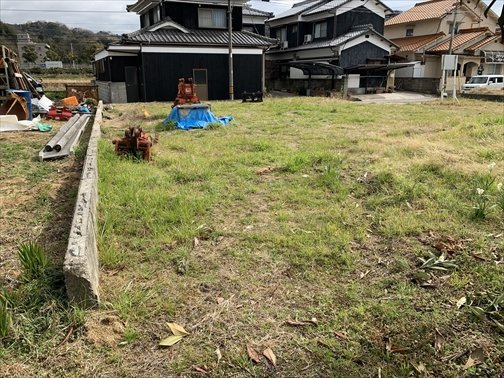 小川土地の外観