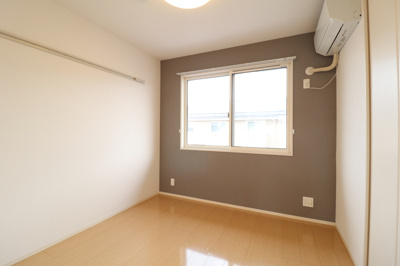 【洋室】 | ルーナ・クレシェンテ