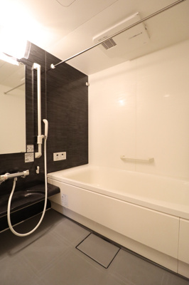 【浴室】 | ルーナ・クレシェンテ