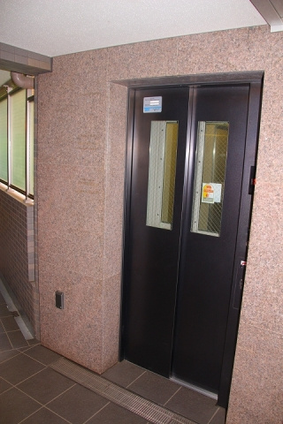 ルーブル江古田伍番館のその他共用部分|エレベーター付★