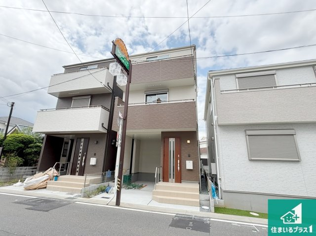 高槻市昭和台町　新築一戸建ての外観|安心の10年保証！外観を美しく保ち、雨水で汚れを落とします！気になることがありましたら、お気軽にお問い合わせください！