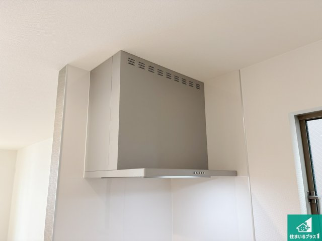 高槻市昭和台町　新築一戸建ての設備|スタイリッシュな印象のフラットタイプ！ＬＥＤ照明付き！