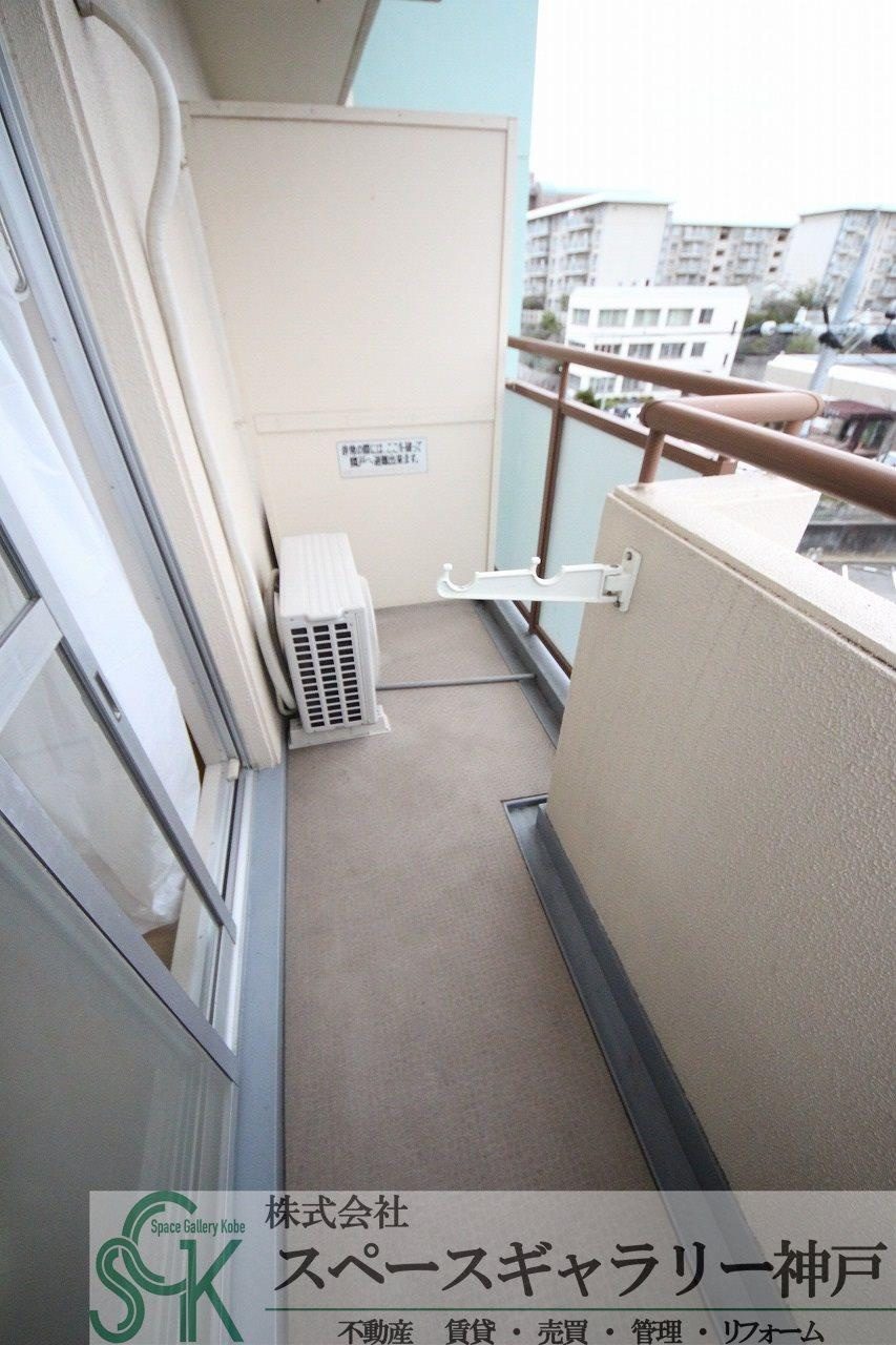 学が丘カレッジハイツのバルコニー|※お部屋により仕様が異なる場合があります。