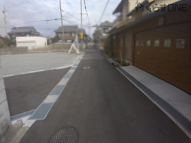【前面道路含む現地写真】 | ロワイヤルヴィラ 飾磨中島Ⅴ／3区画