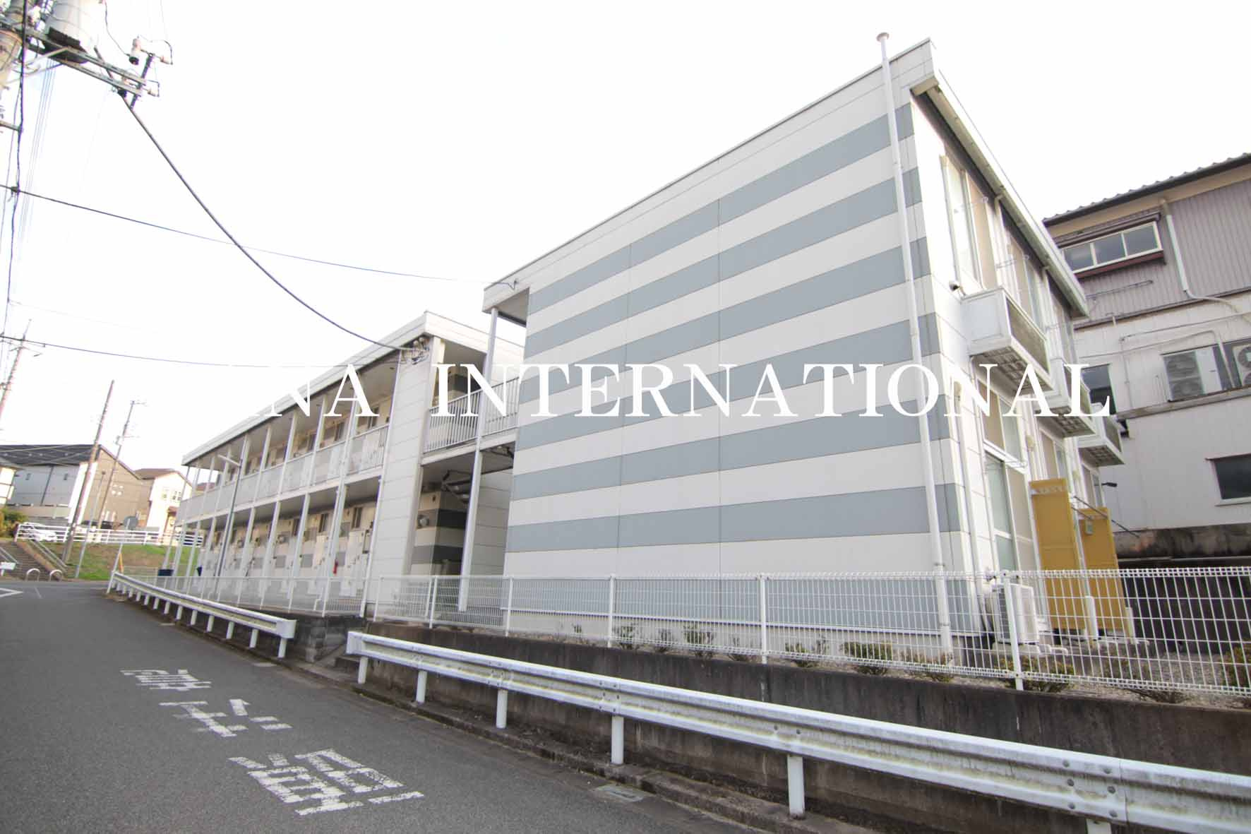レオパレスメロディーハイツ市川の外観