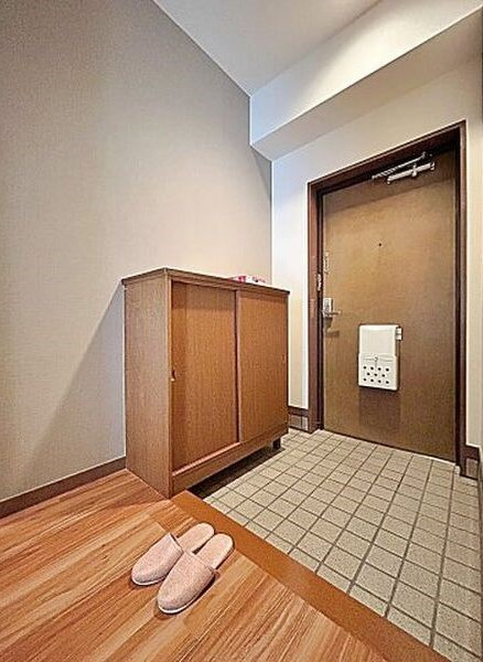 レジデンス社が丘の玄関
