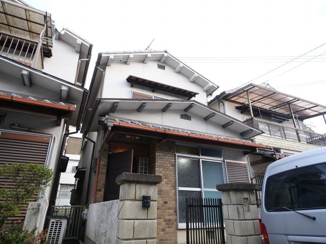 東九条町戸建の外観|きれいな外観です