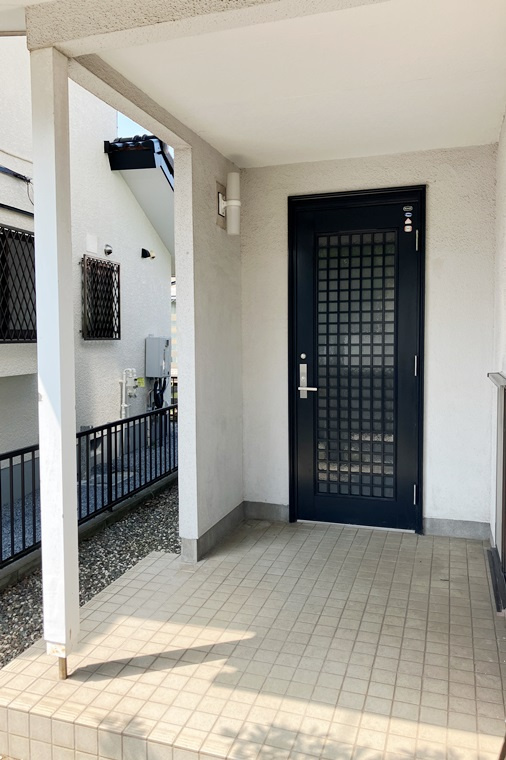 宮ノ台戸建のエントランス