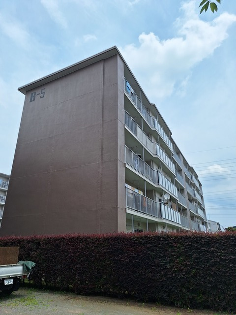 町田ハイツＢ5号棟の外観