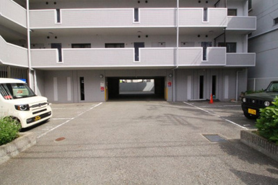 【駐車場】 | ハーモニープラザ