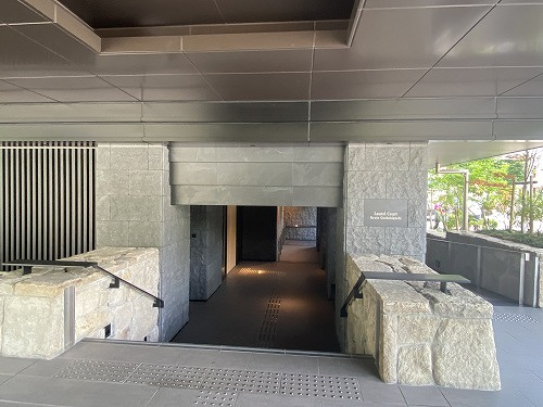 ローレルコート京都御所東のエントランス