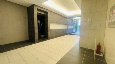 【エントランス】 | エスリード江坂垂水町