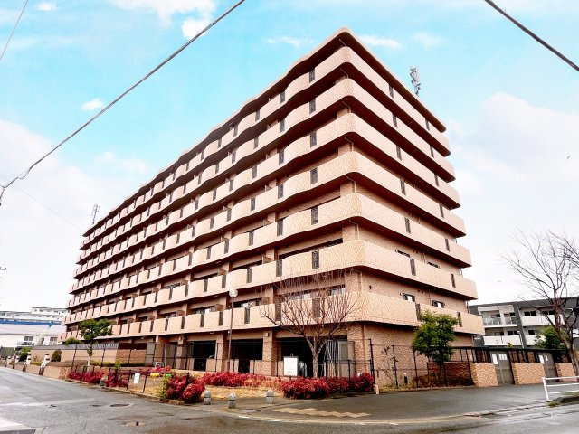 サントノーレ福岡東の外観