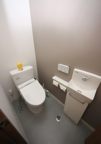 エアポートST-9ビルのトイレ