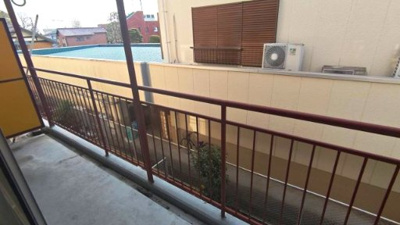 【バルコニー】 | ジュネシオン岩槻 | 外からの目が気にならないバルコニーで洗濯物が干せます