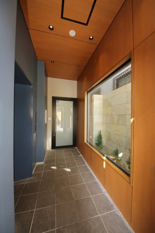 エアポートST-9ビルのロビー