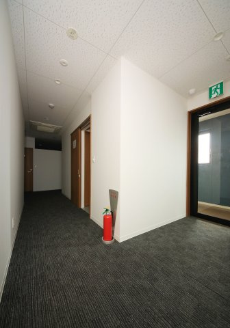 エアポートST-9ビルの内装