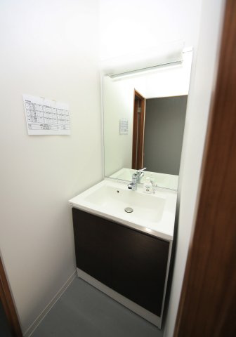 エアポートST-9ビルの独立洗面台