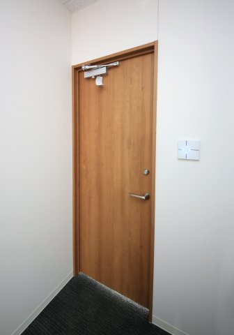 エアポートST-9ビルのエントランス