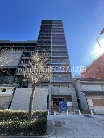 アーバネックス難波WESTの外観