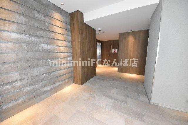 アーバネックス難波WESTのエントランス