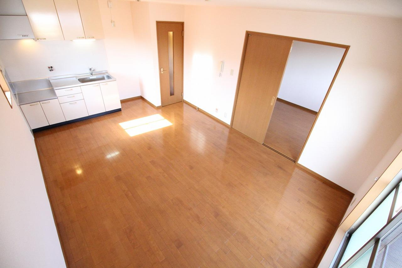 ラフィーネ二ツ屋の居間・リビング|※お部屋により仕様が異なる場合があります。