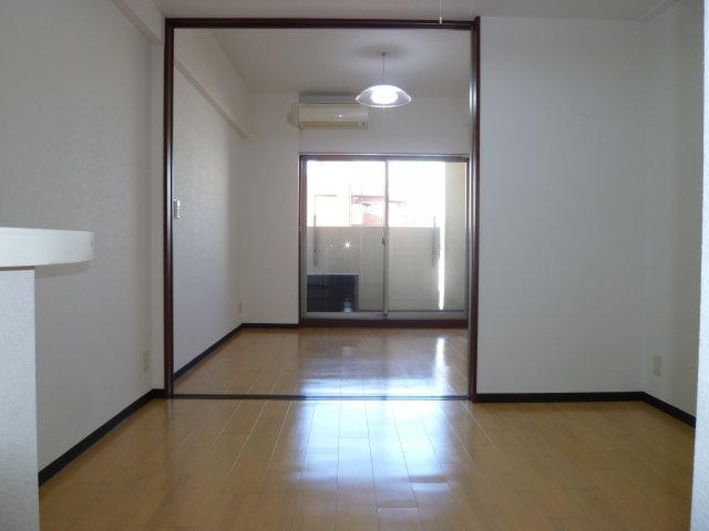 コンソラーレ上町台IIの内装