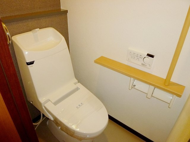 コンソラーレ上町台IIのトイレ