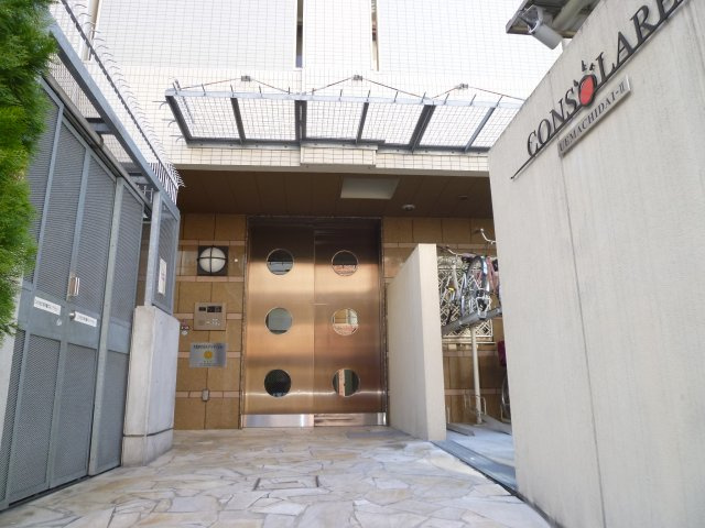 コンソラーレ上町台IIのエントランス