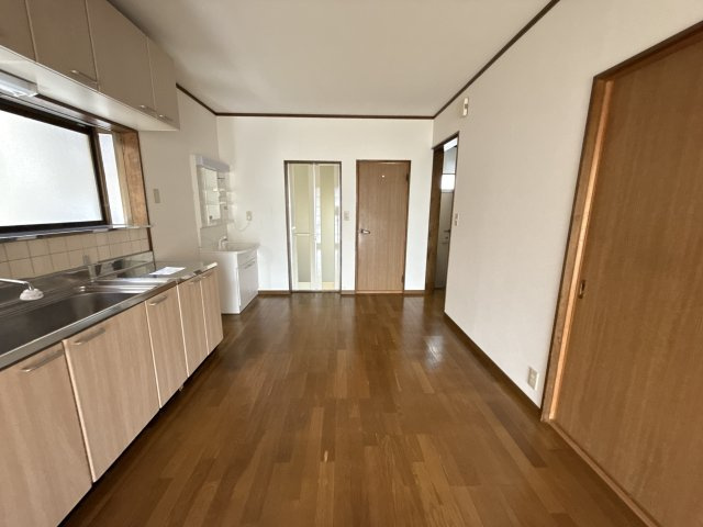 高浜町貸家の居間・リビング