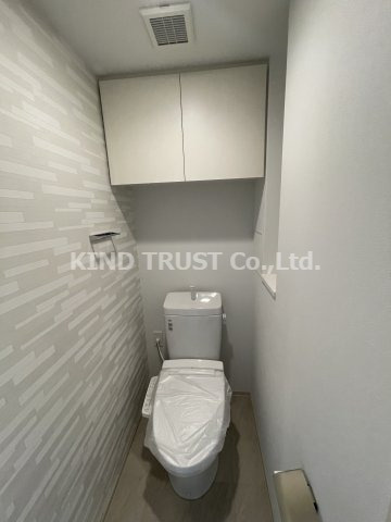 コンフォリア・リヴ南森町Qのトイレ|コンパクトで使いやすいトイレです
